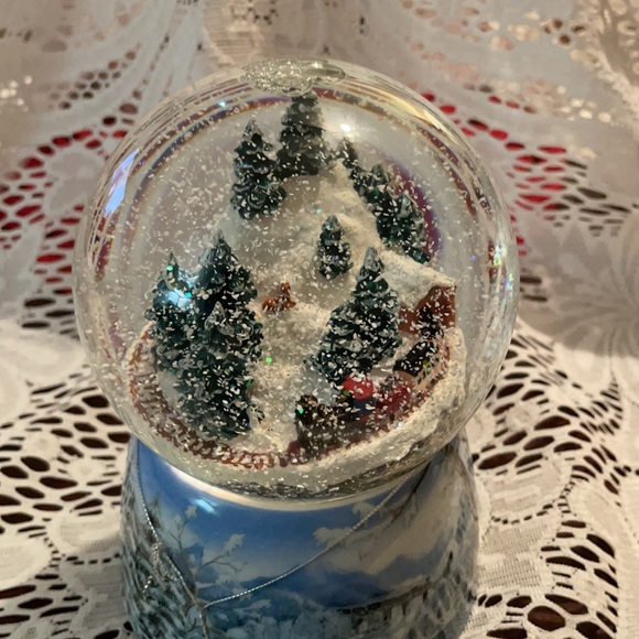 Roman Train “I”ll be home for Cmas” musical Glitterdome! - Picture 2 of 7